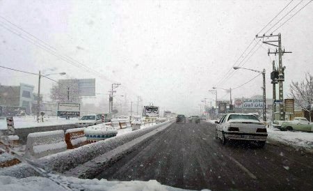 بارش برف در ایلام/ تردد خودروها در مناطق کوهستانی فقط با زنجیر چرخ