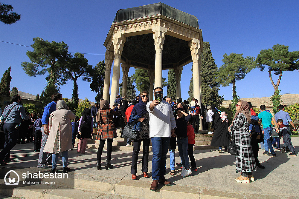 اماکن تاریخی و فرهنگی فارس در سالروز رحلت امام خمینی (ره) تعطیل هستند