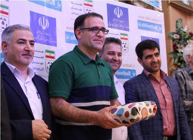 تجلیل از برترین های فوتبال شهرستان آران و بیدگل