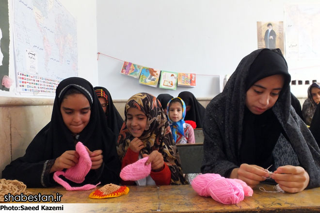 فعالیت«آتش به اختیارها» در جبهه فرهنگی/ اینجا کودکان از دانشجویان جهادگر الگو می‌گیرند 