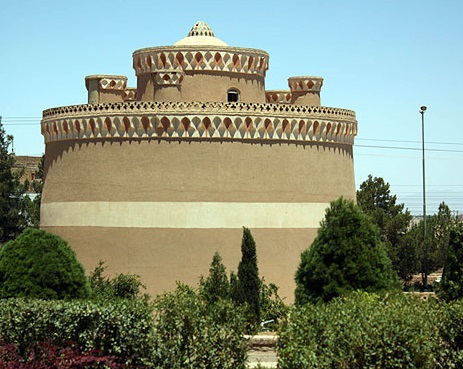 معماری سنتی و کبوترخانه هایی از جنس کمک به پرندگان/ حمایت از حقوق پرندگان به سبک معماری اسلامی