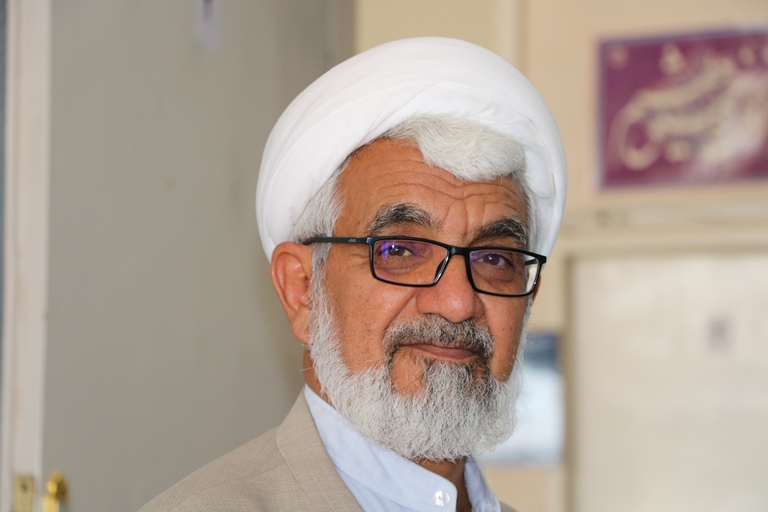 زمزمه دعای عرفه در ۲۳ مسجد و مکان مذهبی آران و بیدگل  