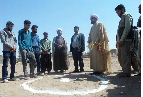  کلنگ احداث مسجد روستای «چاه حسن» رودبار جنوب به زمین زده شد 