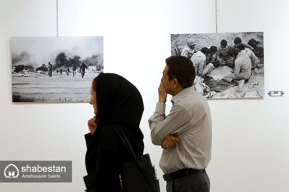 نمایشگاه «گنج جنگ» در کرمانشاه گشایش یافت