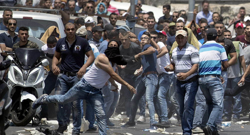 فلسطینی ها، یک هیئت دولتی آمریکا را از بیت لحم بیرون کردند