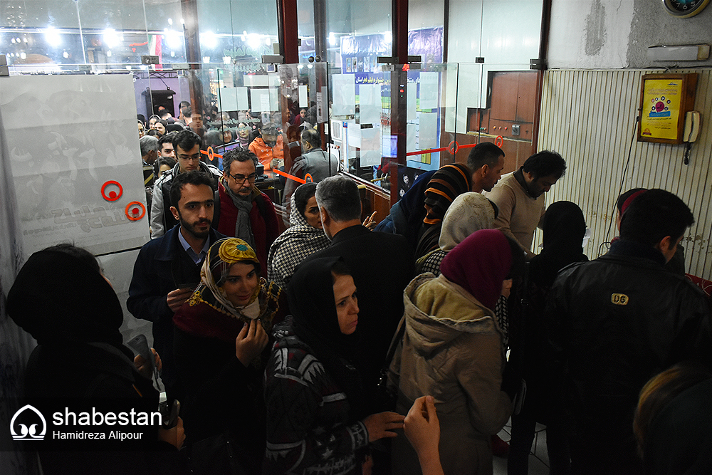 استقبال شهروندان یزدی با آغاز اکران فیلم های منتخب جشنواره بین المللی « فیلم کوتاه تهران» در یزد