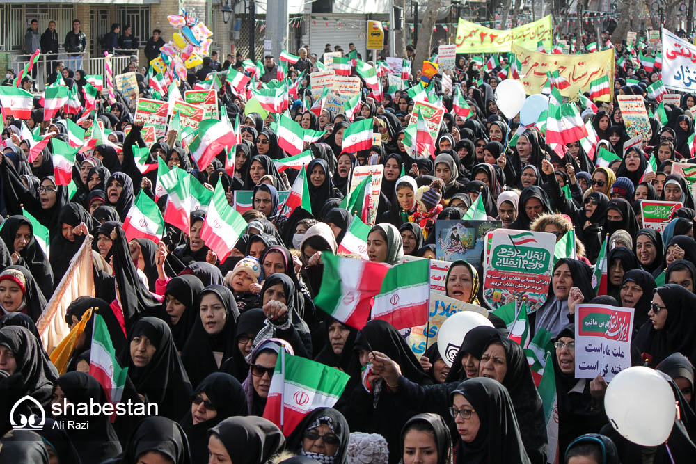 لزوم شناختن اهداف انقلاب/ مردم در راهپیمایی ۲۲بهمن سنگ تمام گذاشتند