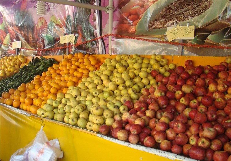 ذخیره سازی ۲ هزار و ۵۰۰ تن میوه شب عید در همدان