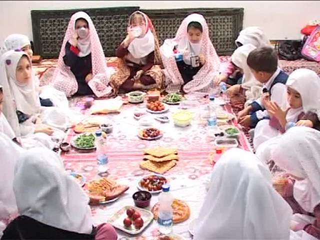 برگزاری همایش «کله گنجشکی ها» در کانون امام زین العابدین(ع) 