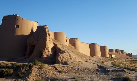 ارگ بلقیس، دومین سازه خشتی ایران/ بیدواز؛ سدی که آب ندارد