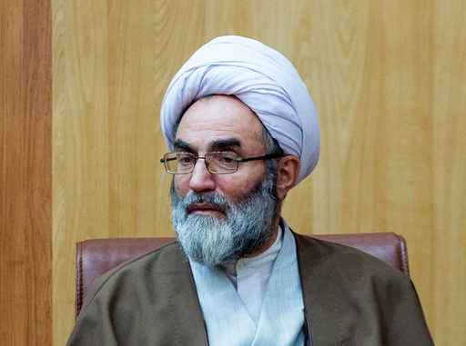 محوریت تمام برنامه‌های فرهنگی در بستر هویت مذهبی باشد