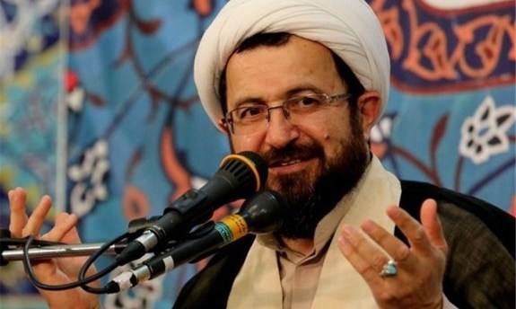 مسئولانی که زندگی اشرافی دارند؛ مردم و انقلاب را نمی‌فهمند
