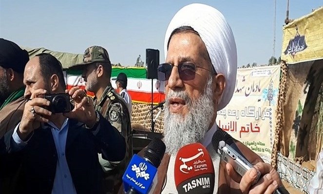 الگو گرفتن از سبک زندگی شهدا بهترین راه برای ادامه مسیر آنها است