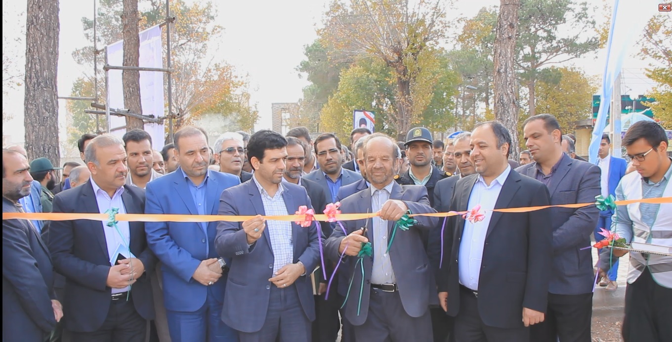 بهره برداری از دبیرستان چمران نایین/لزوم استفاده ازظرفیت های بومی در مدارس