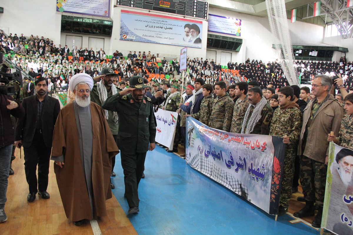 بسیج ، مدرسه شاهد گمنامی است که اذان رسالت و شهادت سر می دهد