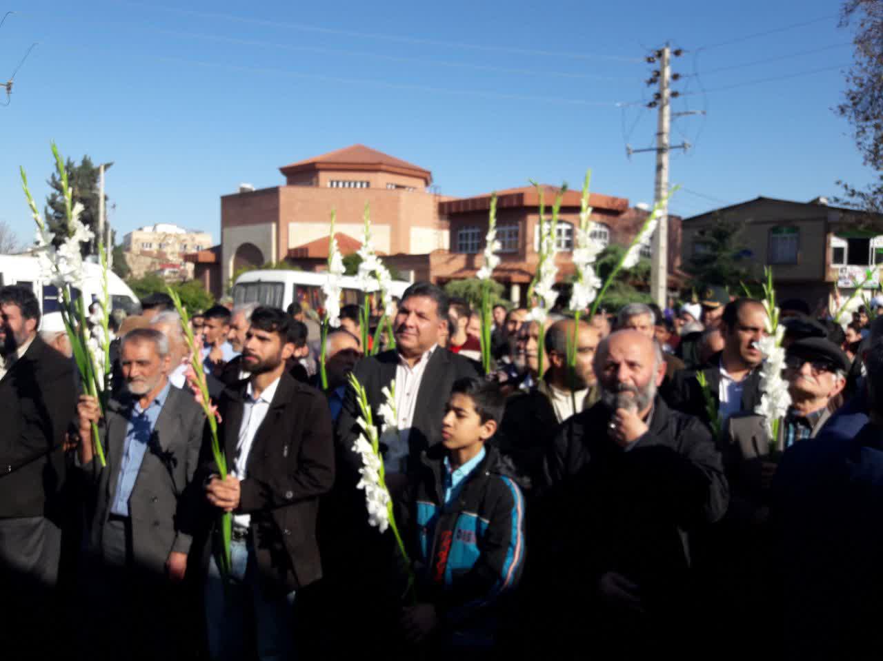 قدمگاه امام حسن عسگری(علیه‎ الاسلام) در گرگان گلباران شد  