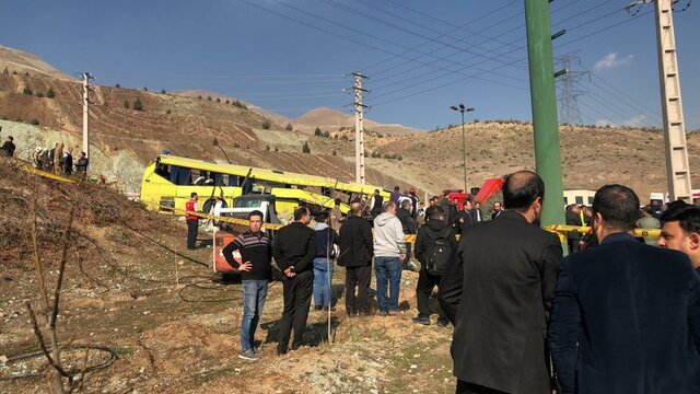 بررسی حادثه تصادف اتوبوس در دانشگاه علوم و تحقیقات با حضور طهرانچی