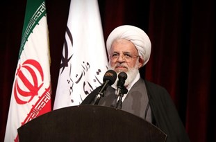 ایستادگی رهبری بارها و بارها دشمن را ناامید کرد  