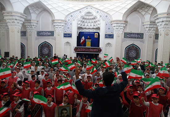 طنین «خمینی ای امام» توسط فعالان کانون های مساجد در مصلی اردبیل