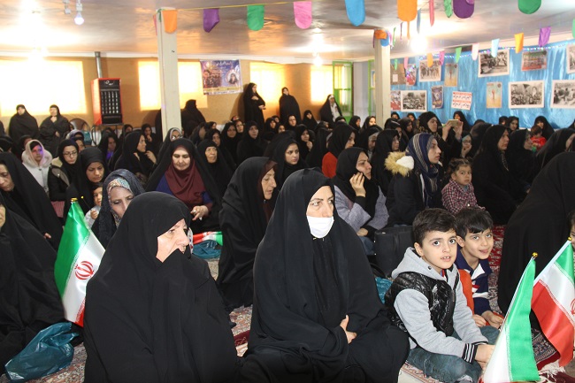 برگزاری همایش «نقش بانوان فاطمی در نهضت خمینی کبیر (ره)» در ایلام