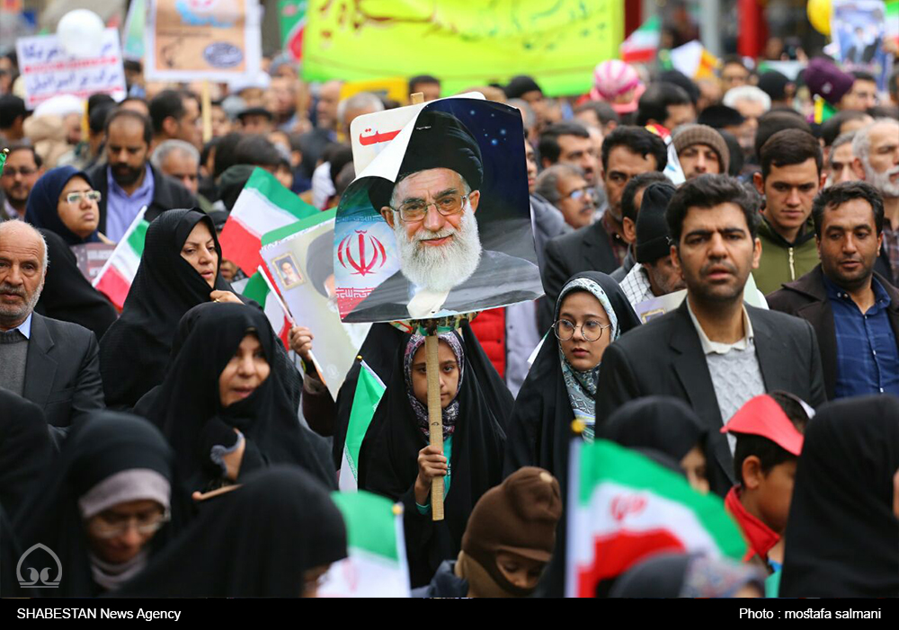 راهپیمایی ضد استکباری مردم بجنورد آغاز شد