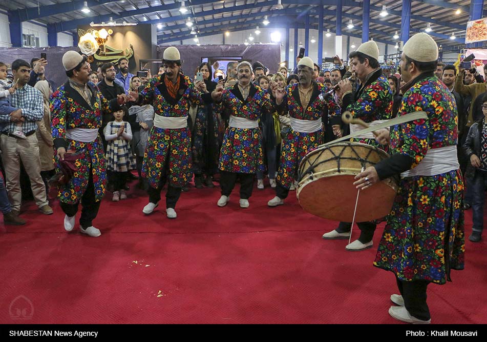 جشنواره ملی فرهنگ اقوام ایرانی در خرم آباد آغاز به کار کرد