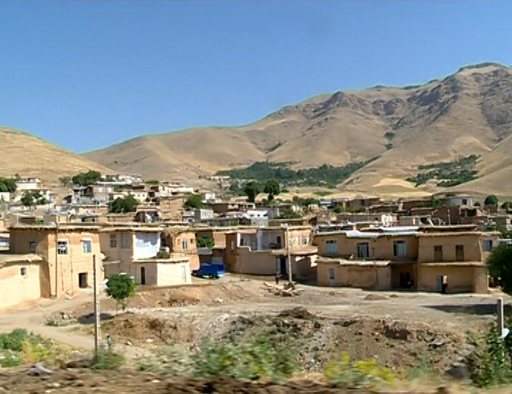 درختان، پاسخ همت اهالی روستای خبوشان را دادند