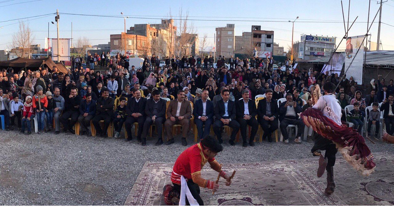 نمایشگاه نورزوی سوغات و صنایع دستی در شیروان گشایش یافت   