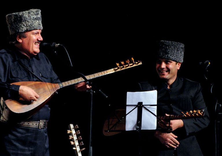 برگزیدگان جشنواره شعر و موسیقی عاشیقلار معرفی شدند