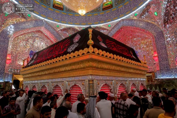 بارگاه مطهر امام حسین و امام علی(علیهما السلام) سیاه پوش شد+ عکس