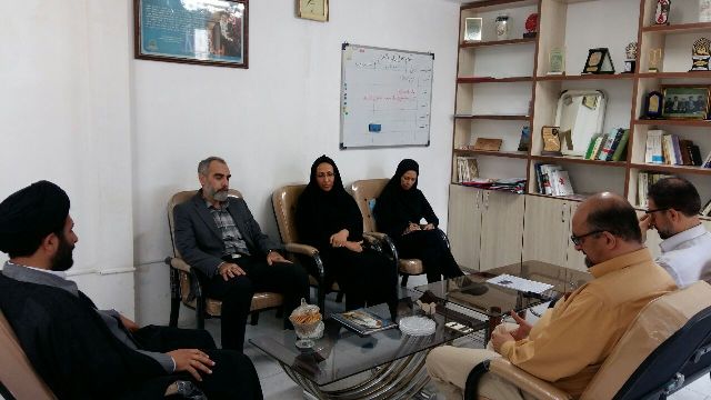 بنیان کانون های فرهنگی هنری مساجد خانواده محور و مسجد پایه است