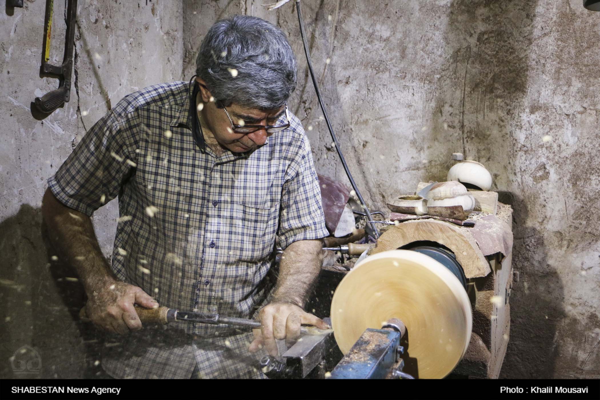 صنایع دستی و گردشگری بهترین جایگزین نفت برای ارزآوری است