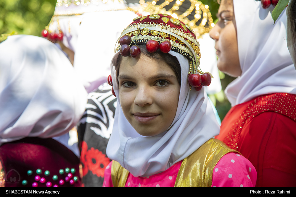 کلیپ/ جشنواره گیلاس در کرمانشاه 