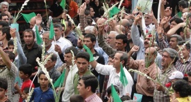 از حرکت کاروان «زیر سایه خورشید» در بازار تهران تا برپایی ایستگاه‌های صلواتی نان ویژه دهه کرامت