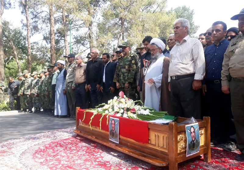 پیکر «پدر توپخانه ایران» در اصفهان آرام گرفت