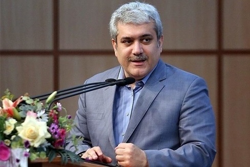 چیزی را به جوانان یاد می‌دهیم که شباهتی به نیاز مردم ندارد