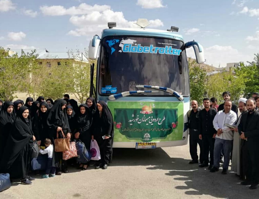 مدیران کانون های مساجد چهارمحال و بختیاری در قالب طرح «میهمانان خورشید» به مشهد مقدس اعزام شدند  