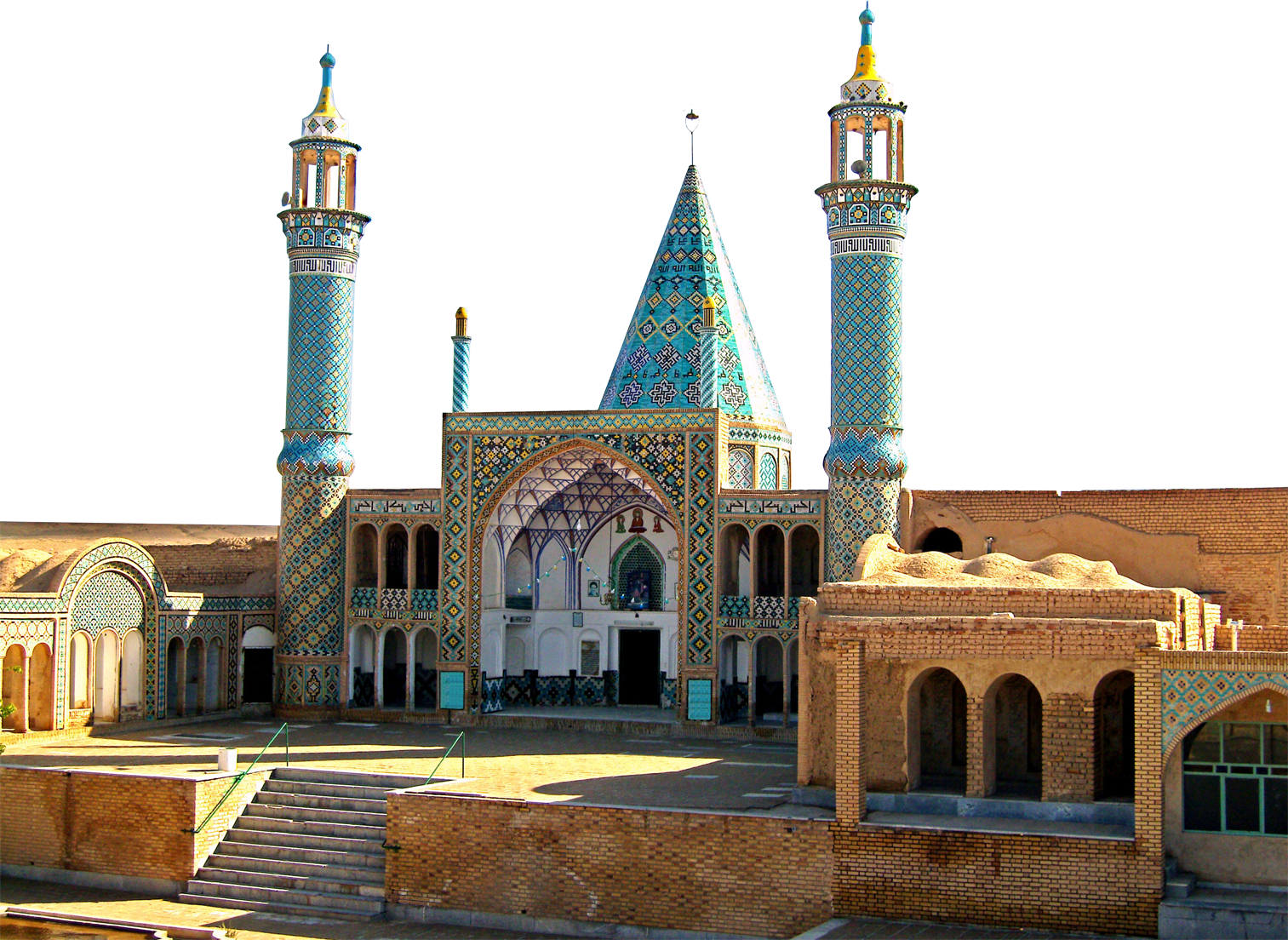 حضور ۱۲ هزار زائر در حرم بی بی زینب(س) روستای یزدل 