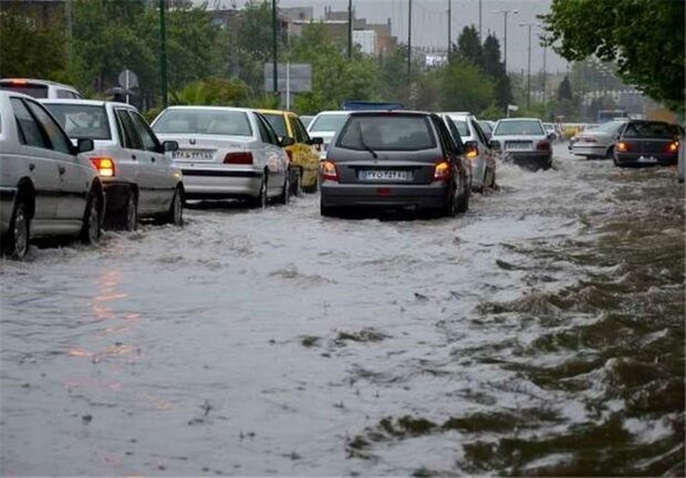 امدادرسانی به ۳۷ نفر از حادثه دیدگان سیل و آبگرفتگی گرگان و آق قلا