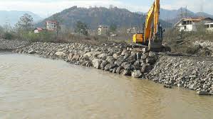 آزادسازی ۲۵۰ هکتار از تصرفات رودخانه‌های لرستان