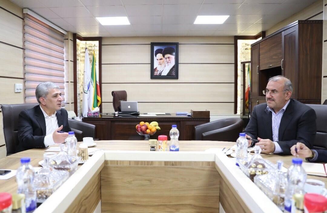 زمینه‌های افزایش همکاری پتروشیمی بندرامام و بانک ملی بررسی شد