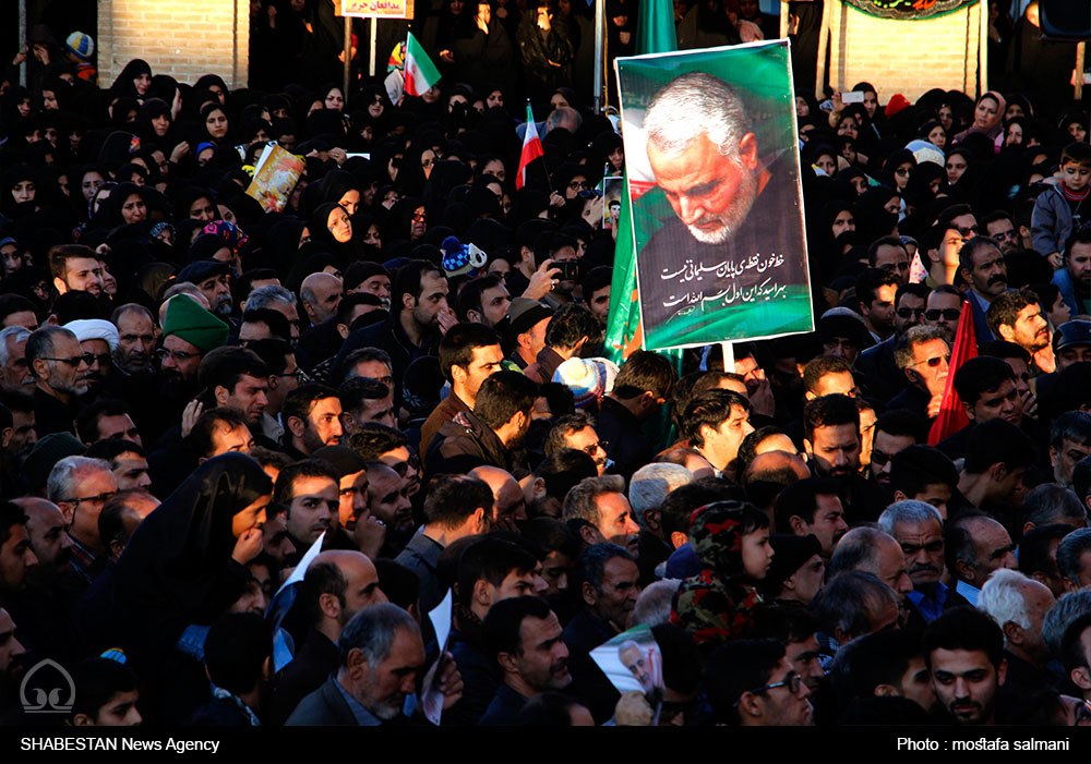 کرمان عاشورایی شد/ فاطمیون به استقبال «حاج قاسم» آمده‌اند