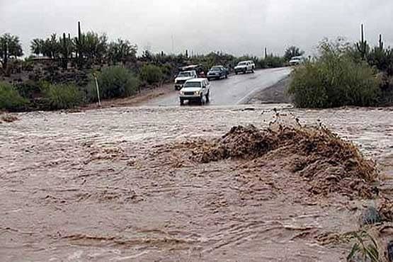 نقاط اضطراری رودخانه های لرستان غبار روبی شد