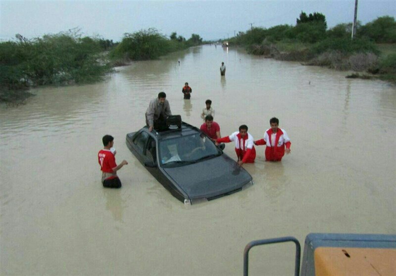 آمادگی هلال احمر گیلان برای جمع آوری کمک های مردمی به سیل زدگان