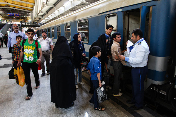 پیش فروش بلیت قطارهای رجا از فردا آغاز می‌شود 