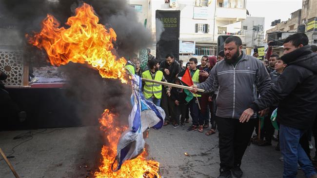 سه سال زندان به جرم آتش زدن پرچم اسرائیل! 