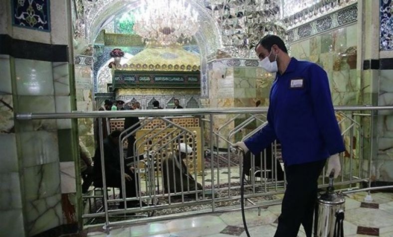 رعایت‌های موقتی در مساجد و اماکن مذهبی، بی‌دینی‌ آخرالزمانی نیست/ از کرونا به علائم ظهور تعبیر نکنیم  