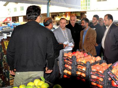  دستور فرماندار رشت در خصوص پایش و نظارت جدی قیمت ارزاق عمومی 