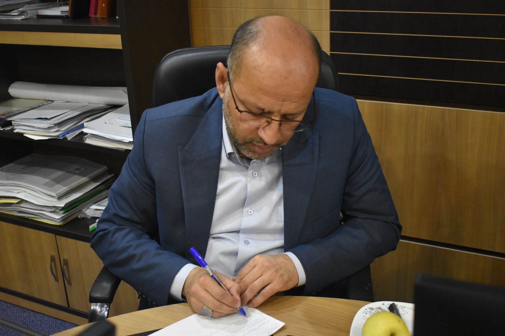 فراز و نشیب ها، ما را ملتی مقاوم و خستگی ناپذیر ساخته است/ تجلیل از زحمات مجموعه بهداشتی و درمانی