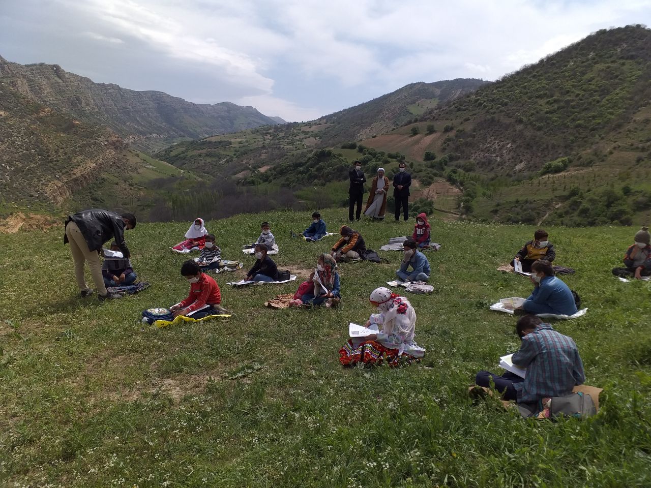 بیش از ۱۰۰ روستای مانه و سملقان از اینترنت محروم است